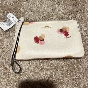 Coach White Floral Wristlet NWT